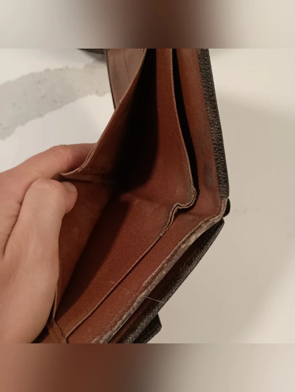 Louis Vuitton Vintage Monogram Elise Trifold Wallet
